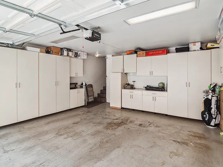 1711 Grismer Ave #76 — Photo 21