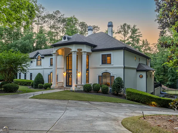 1 Cascade Pointe Dr SW, Atlanta, GA 30331