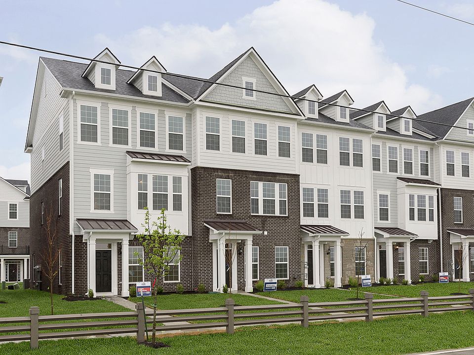 1st image of 1830 Blenker Dr