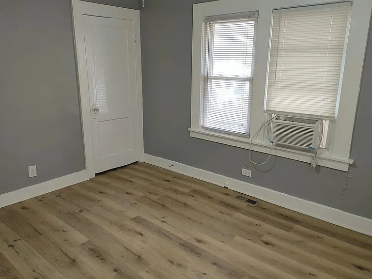5401 Highland Ave — Photo 10