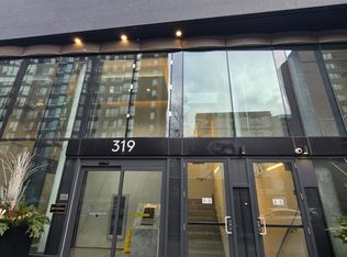 319 Jarvis St #3012, Toronto, ON M5B 2C2