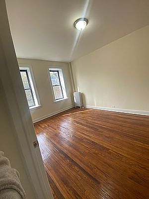 1st image of 25 Seaman Ave #2G