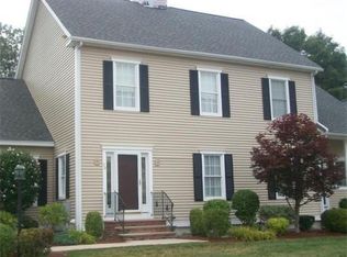 10 Steeple View Dr, Atkinson, NH 03811