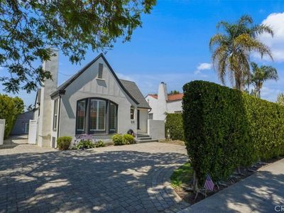 2135 Overland Ave, Los Angeles, CA, 90025