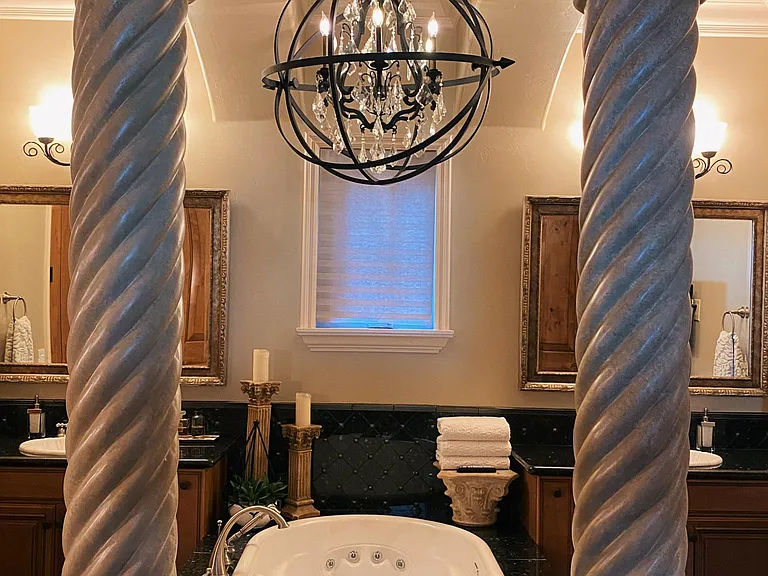 10793 N Whitney Ave — Photo 9