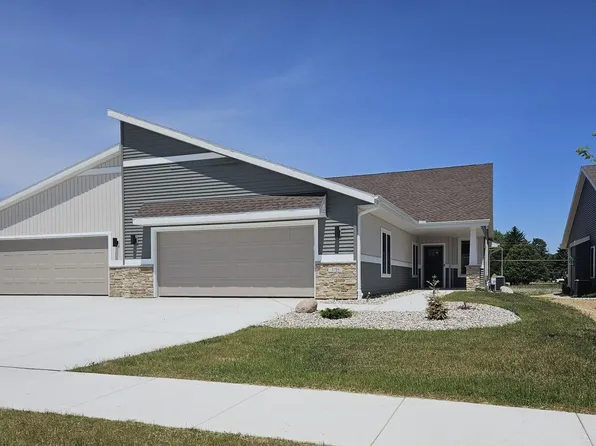 3719 Newcastle Dr Unit 33, Janesville, WI 53546