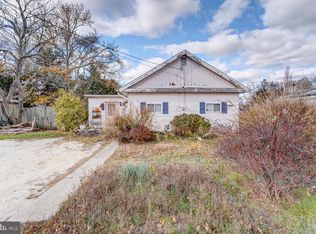 886 Radio Rd, Little Egg Harbor, NJ 08087