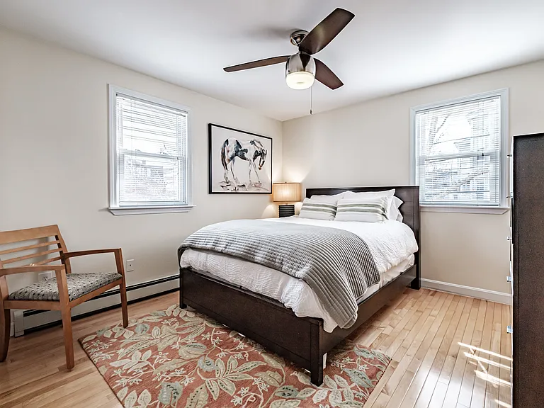 161 Pearl St #1 — Photo 9