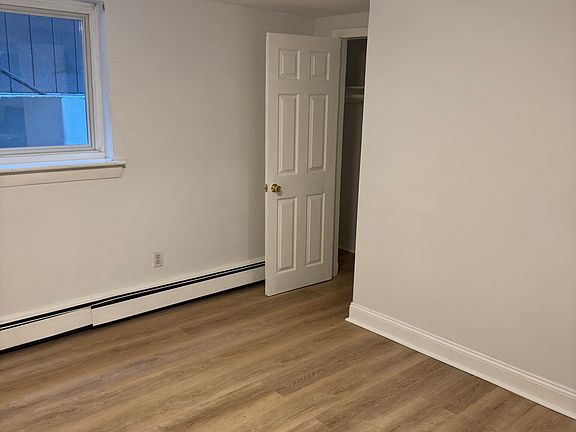 5th image of 61 Selkirk Rd APT 1