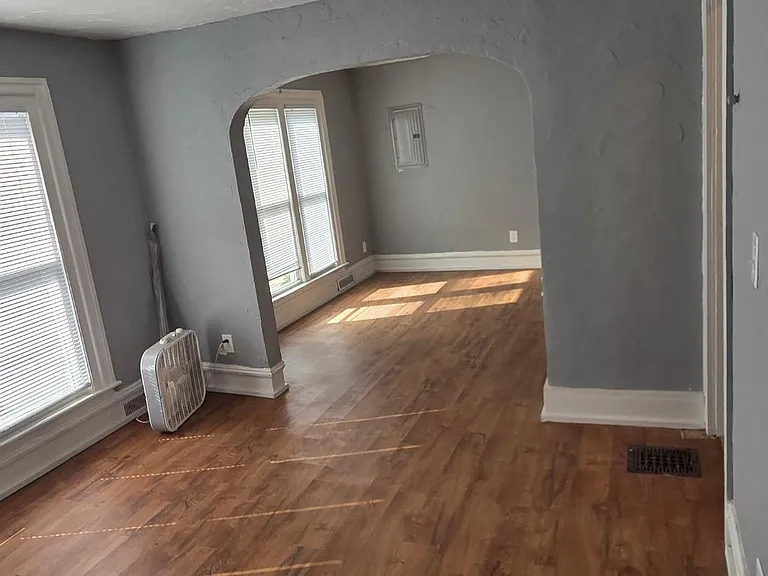 524 N Walnut St #2 — Photo 5