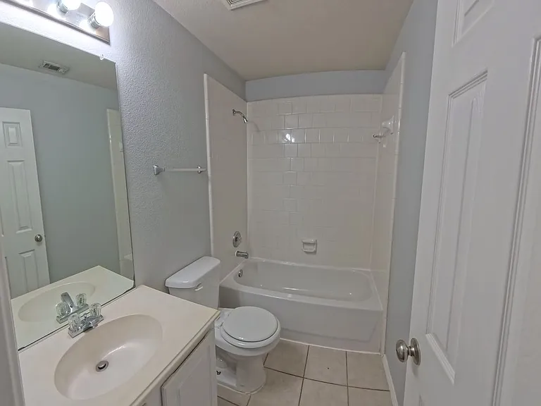 2029 Oak Manor Dr — Photo 18