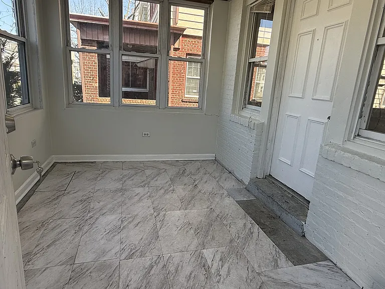 251 Euclid Ave — Photo 3