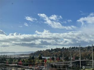 2831 14th Ave W APT 4, Seattle, WA 98119