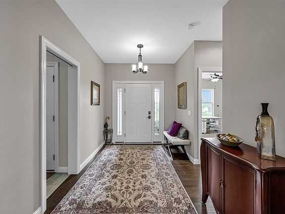 3rd image of 5889 Meadow Grass Cir SE