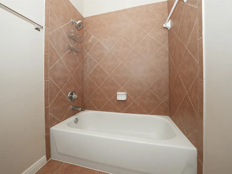 4415 Eden Point Ln — Photo 10
