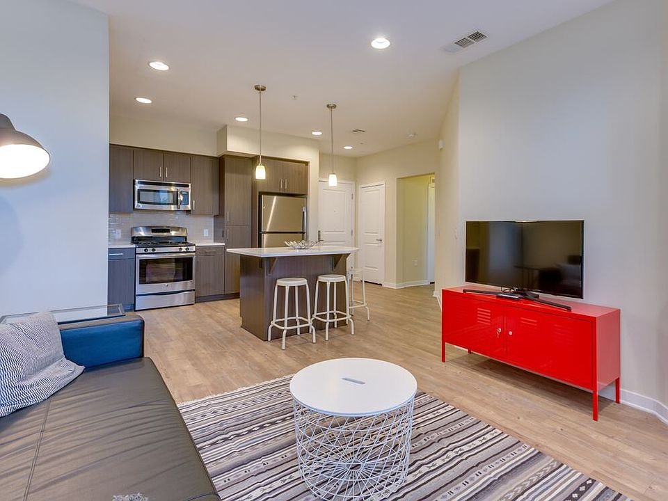 Phase III Modern Living Room and Kitchen