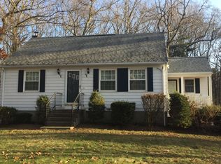 39 Green St, Foxboro, MA 02035