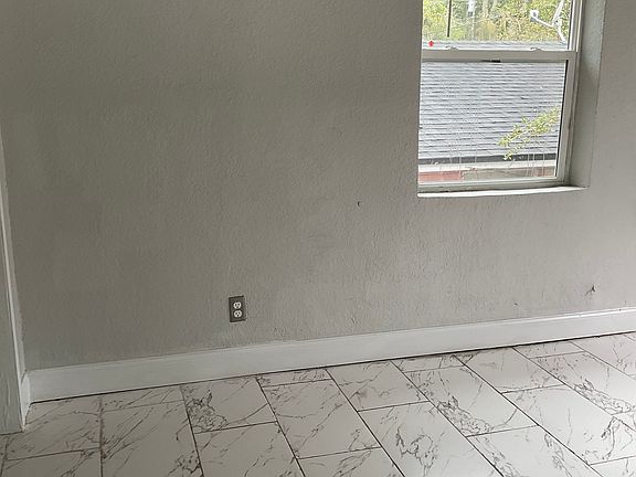 5th image of 1356 W 24th St #1