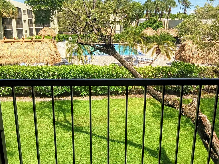 8015 SW 107th Ave #218 — Photo 31