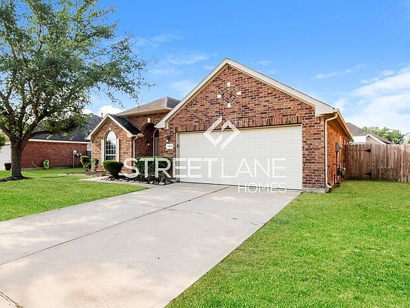 2nd image of 15010 Southern Cypress Ln