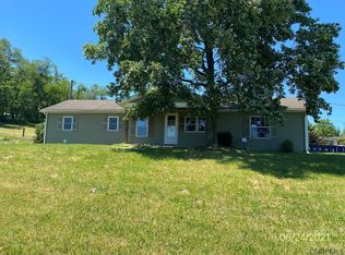 117 Garrett Rd, New Paris, PA 15554