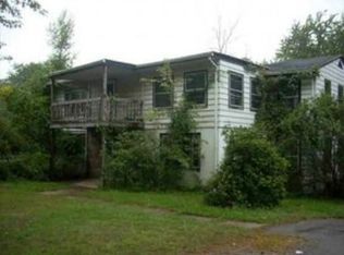 677 Main St, Sturbridge, MA 01518