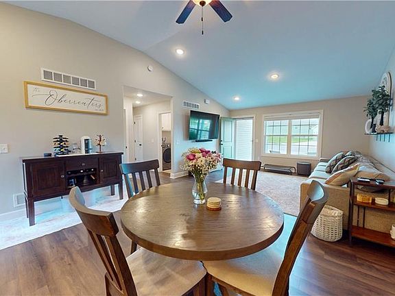 5th image of 3209 Sheffield Ln