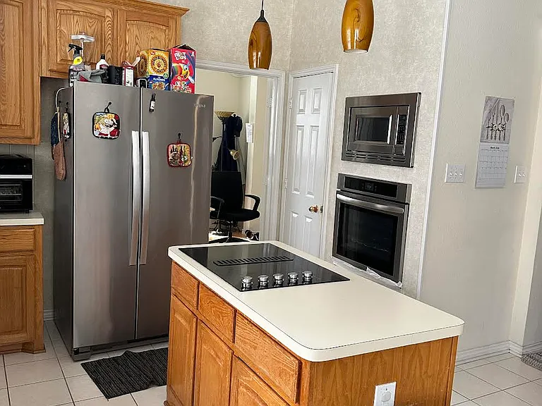 7016 Randall Way — Photo 5