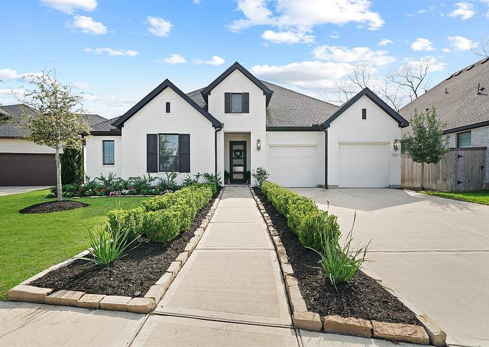 1st image of 10514 Largo Oaks Dr