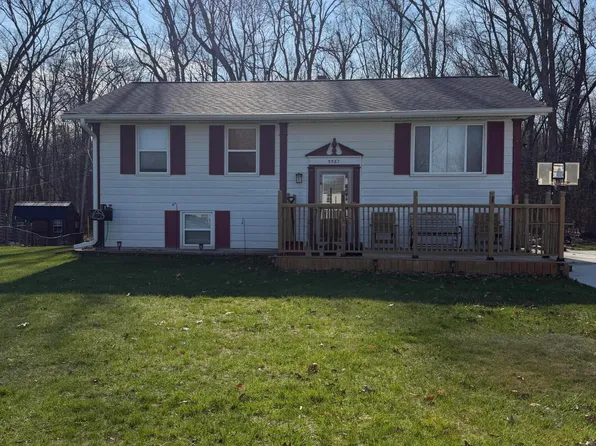 5587 Dogwood St, Jackson, MI 49201