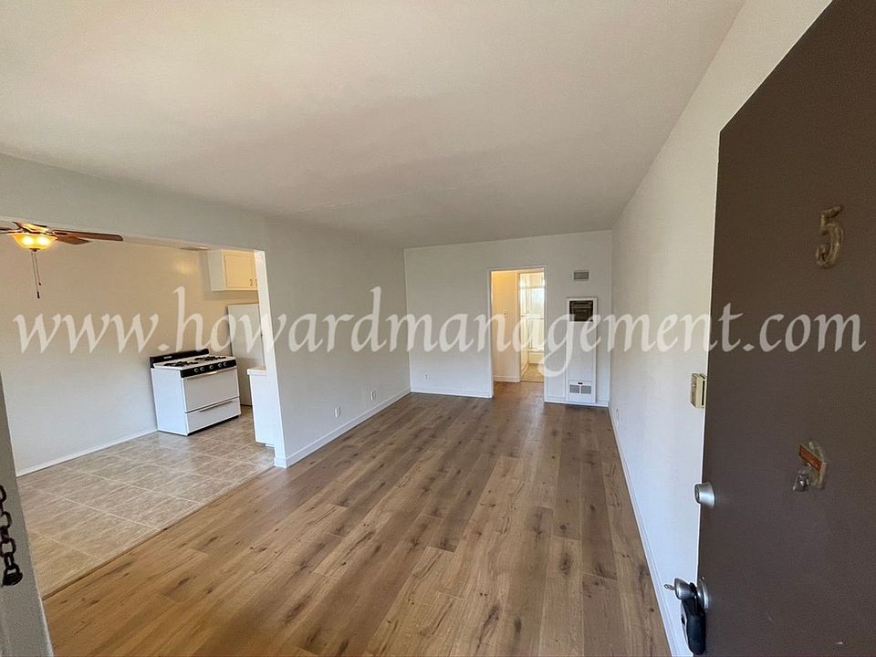1st image of 867 Bringham Ave APT 5