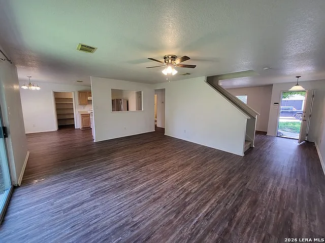 10831 Larson Cavern — Photo 16