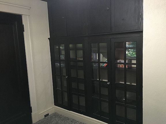 Office Waiting Room - View 3