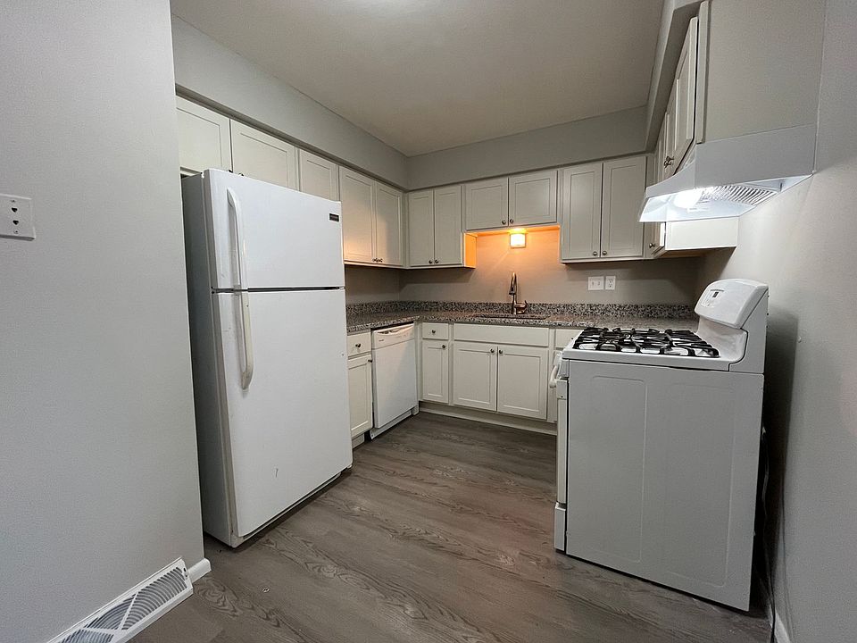 401433 Donald Drive 401 Donald Dr Burlington WI Zillow