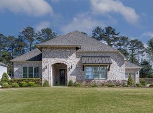 110 Merlin St, Opelika, AL 36801