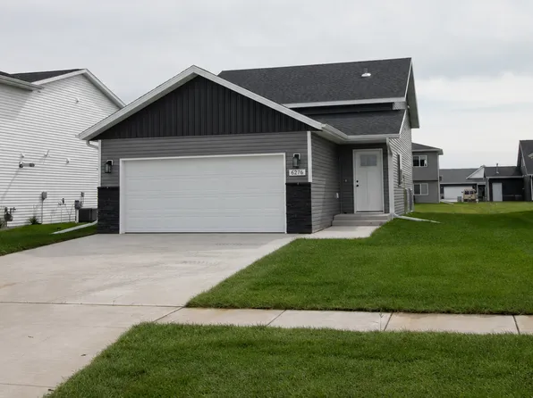6276 85th Ave S, Horace, ND 58047