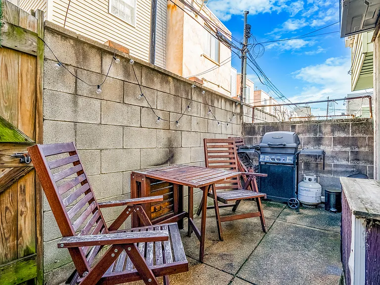 1221 Tree St — Photo 25