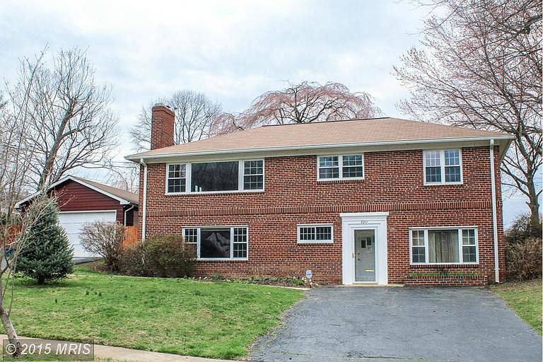 1st image of 3211 Dye Dr