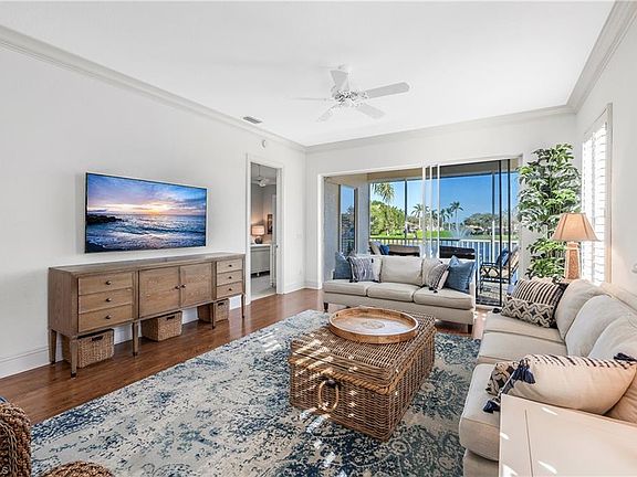 5th image of 1925 Seville BLVD #222