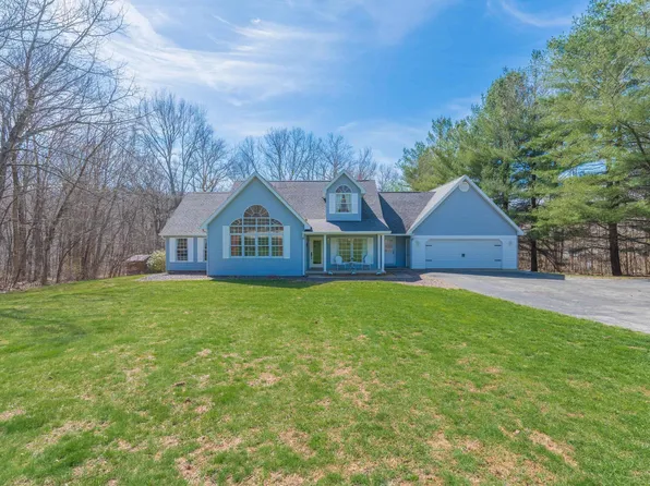 11 Foxridge Dr, Springville, IN 47462