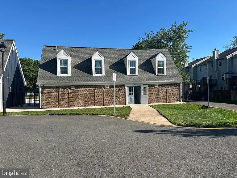 4002 Summer Hollow Ct #155A — Photo 39