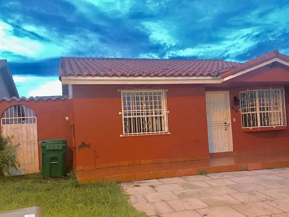 1st image of 8724 NW 116th Ter