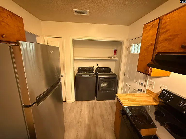 117 Misty Oak Rd #B — Photo 6