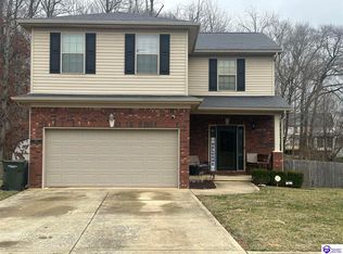 132 Vineland Parkway Dr, Vine Grove, KY 40175