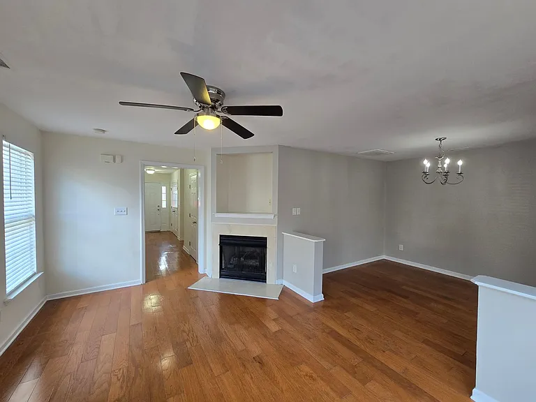 9804 Blackwell Dr — Photo 4