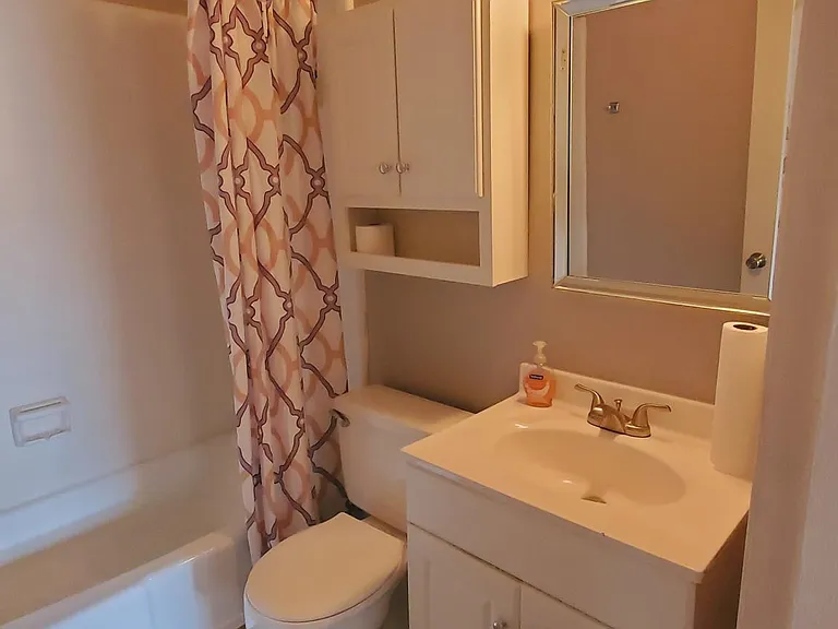 103 Karen Dr — Photo 11