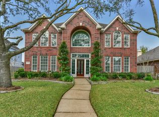 2534 Princeton Dr, Pearland, TX 77584