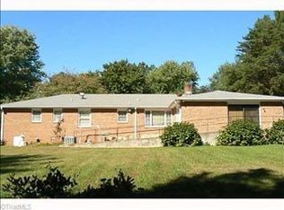 151 Surtees Rd, Winston Salem, NC 27104