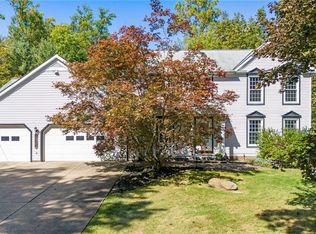 13180 Spring Blossom Trl, Chesterland, OH 44026