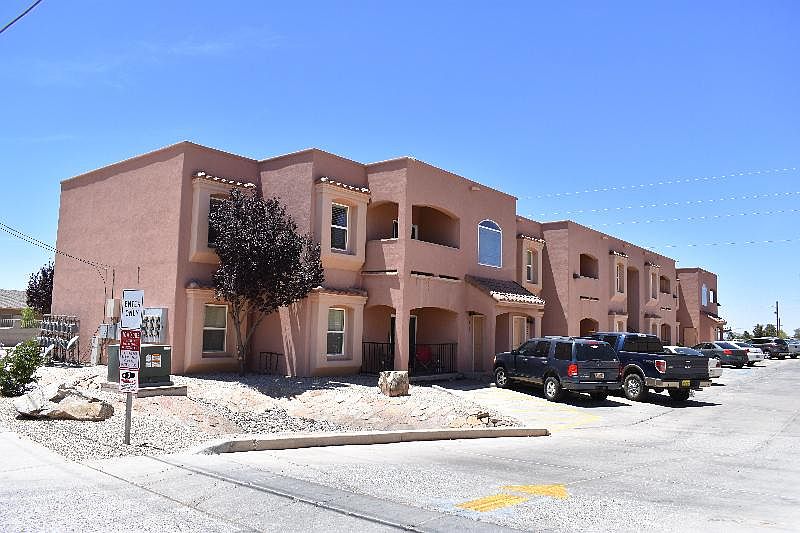 1st image of 6325 Reynolds Dr APT 105